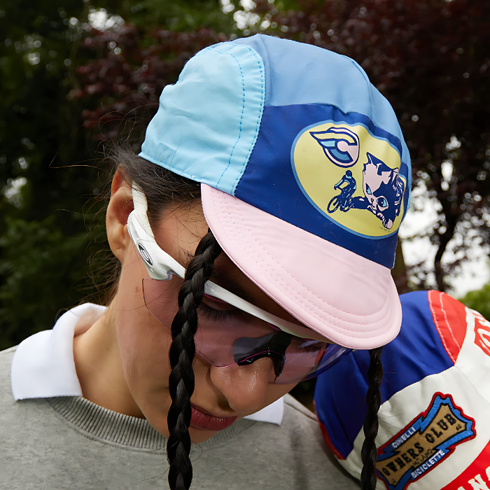 EXPLORER SHANA SADEGHI RAY KITTEN PINK AND BLUE CAP