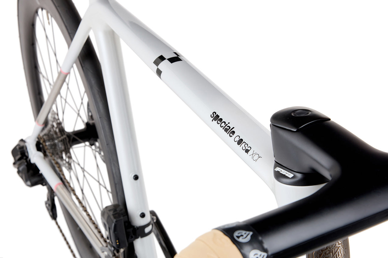 SPECIALE CORSA XCR - WHITE MIRROR