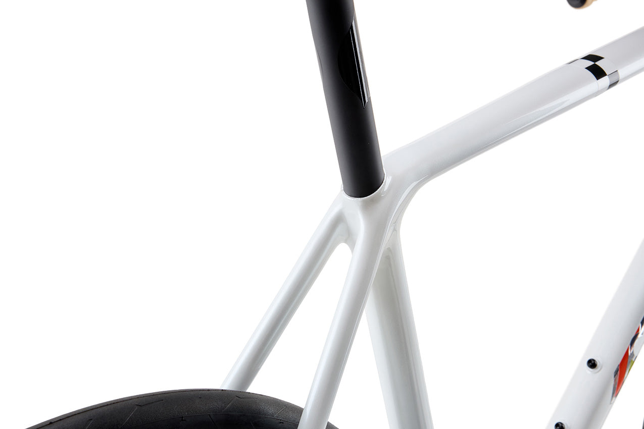 SPECIALE CORSA XCR - WHITE MIRROR